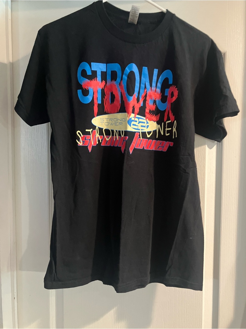 Gildan Medium Black Short-Sleeve Tee with Blue & Red Graphic
